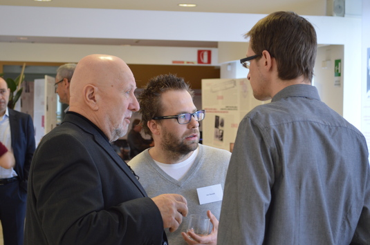 Prof. Dr. Miloš Havelka im Gespräch mit Doktoranden Dr. Marek Vlha und Dr. Jan Randák