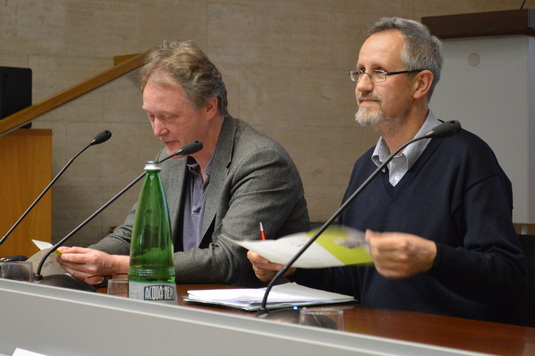 Prof. Dr. Martin Baumeister und Prof. Dr. Martin Schulze Wessel danken den TeilnehmerInnen