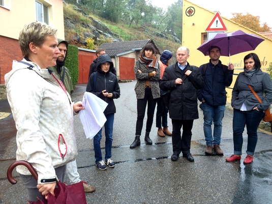 Jitka Padrnosová während der Führung durch die Stadt Třebíč