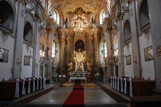 Basilika Mariä Heimsuchung von Innen